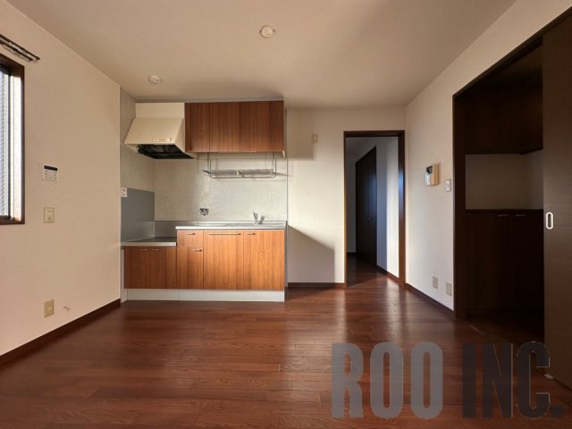 居室・リビング　写真は反転のお部屋です