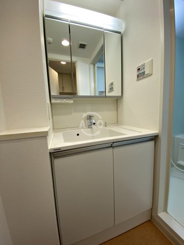 洗面設備　クレストコート高津　独立洗面台
