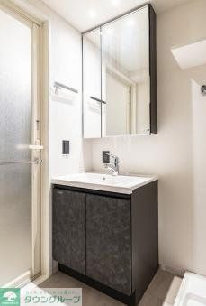 洗面設備　お部屋探しは株式会社　タウンハウジング　までお気軽にお問合…