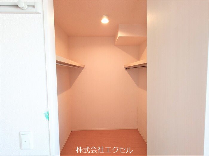 収納　同等タイプのイメージ画像です。