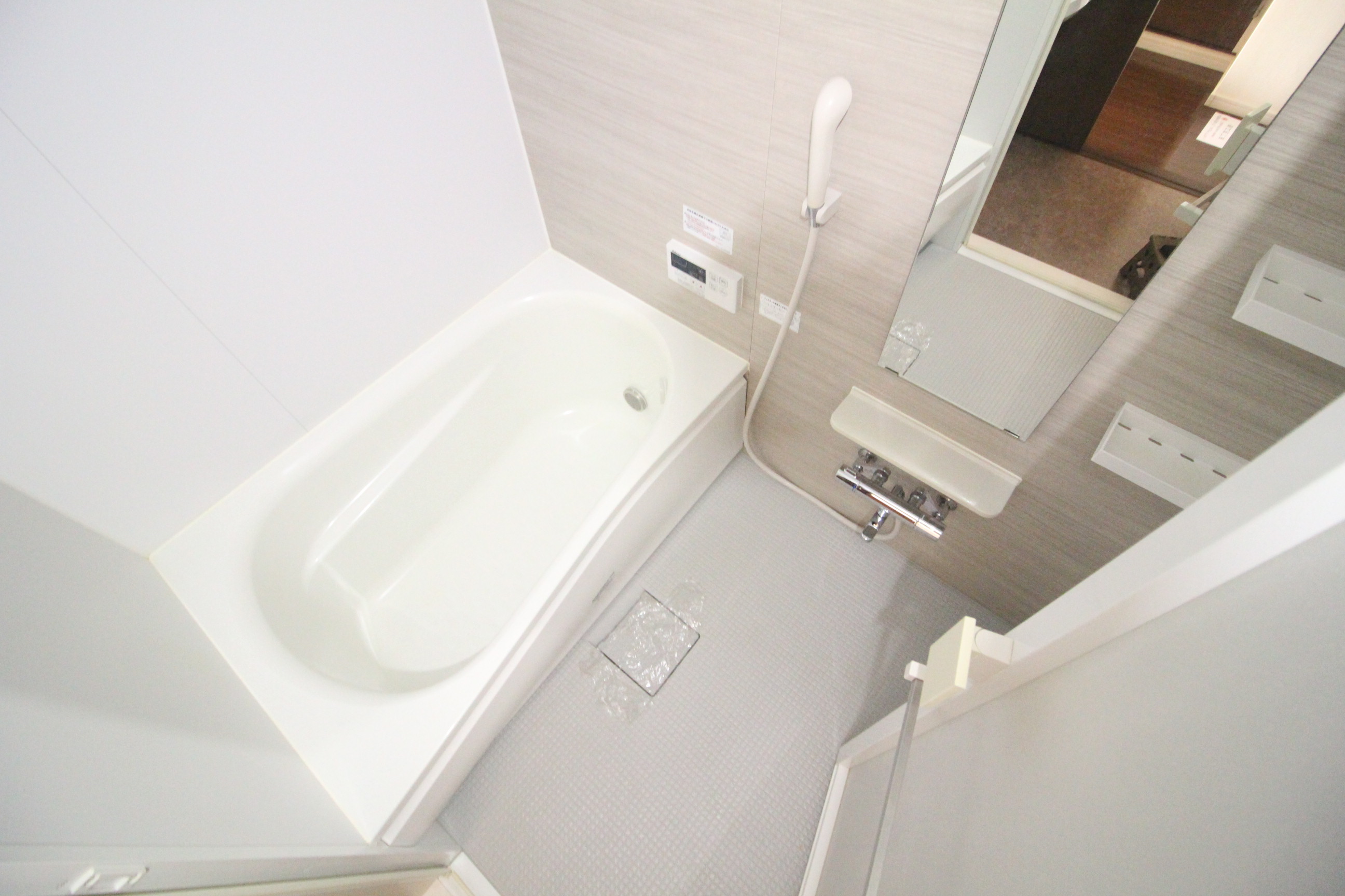 バス・シャワールーム　乾燥機付きお風呂です！