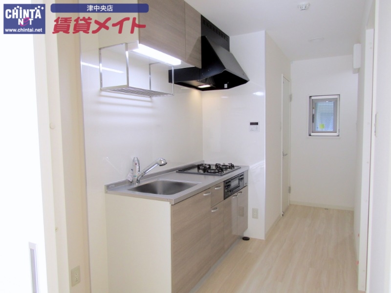 キッチン　同型参考写真