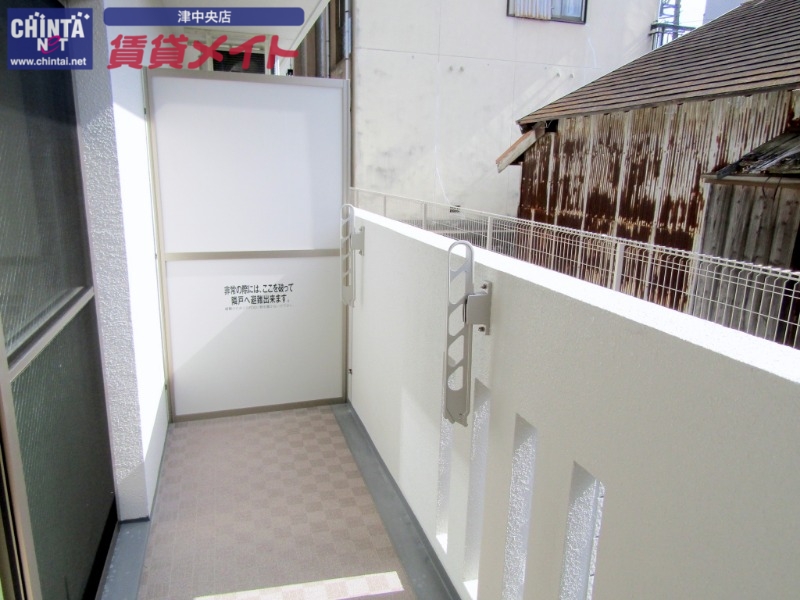 バルコニー　同型参考写真