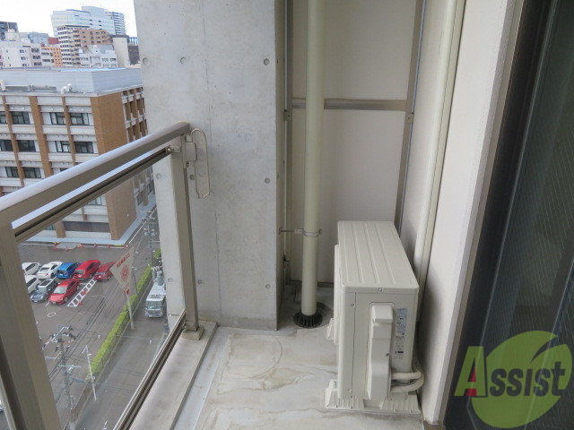 バルコニー　洗濯物がたくさん干せるバルコニーで嬉しいですね。