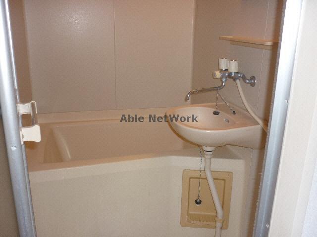 バス・シャワールーム　バスルーム