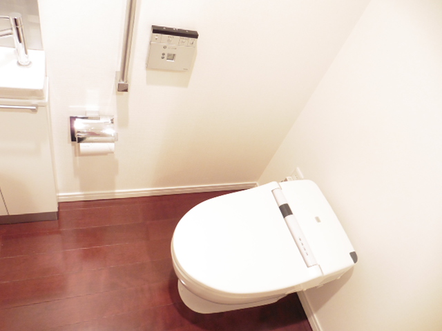 トイレ　※別部屋の参考写真です。