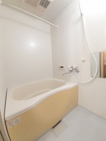 バス・シャワールーム　お風呂で日々の疲れを落としましょう