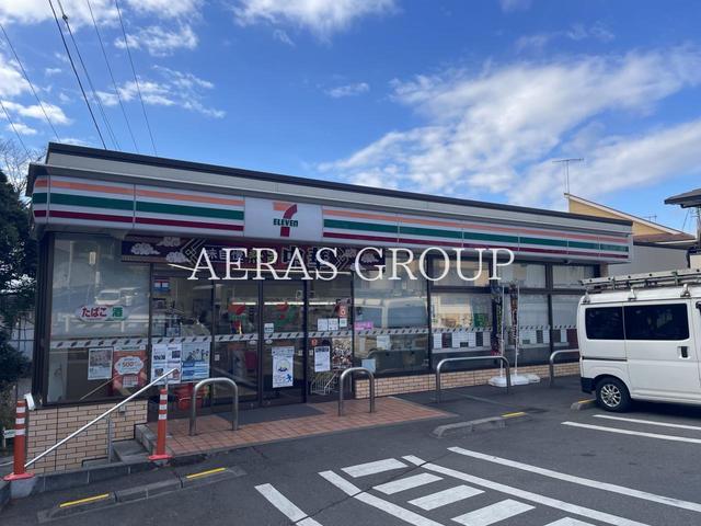 コンビニ　セブン-イレブン 鎌倉湘南町屋駅前店（コンビニ）まで586m