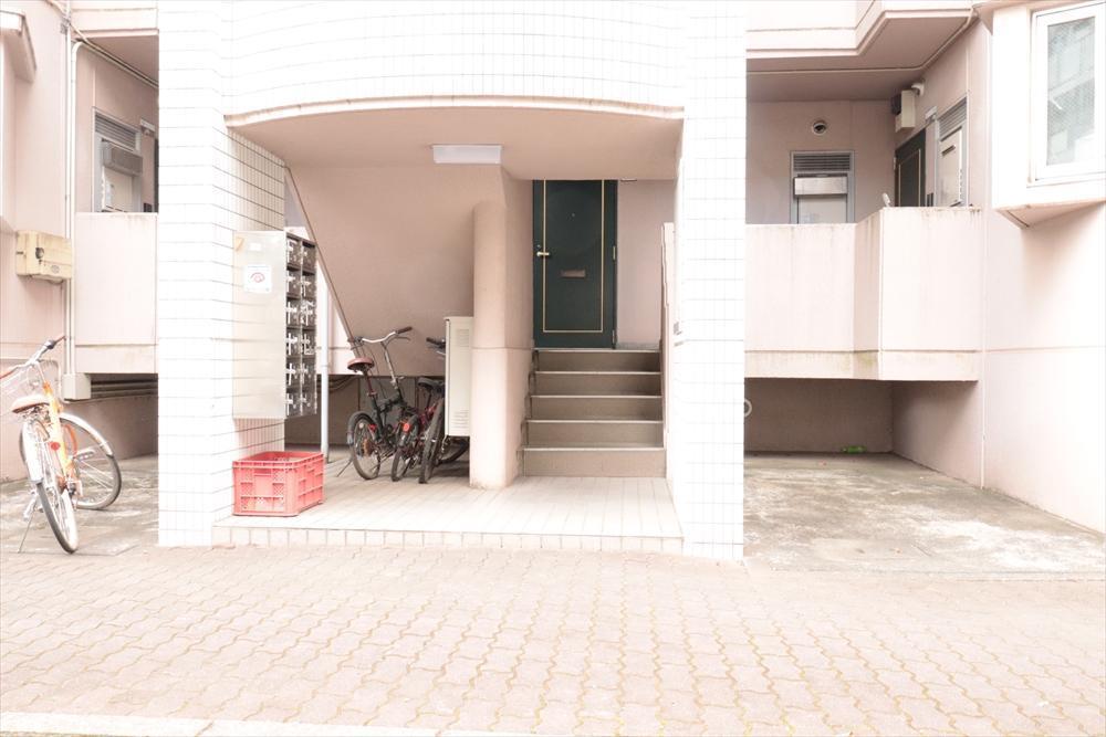 建物外観　エントランス