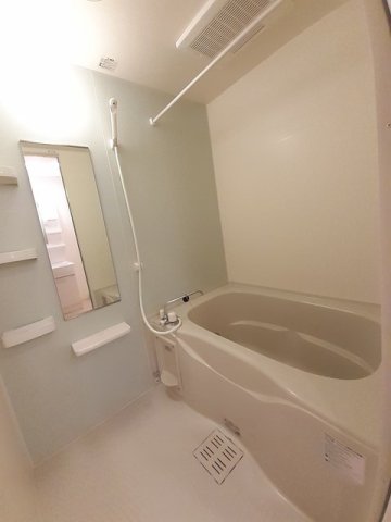 バス・シャワールーム　日々の疲れを癒すお風呂付です