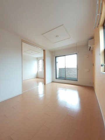 居室・リビング　使いやすいリビングです