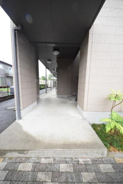 エントランス　お問い合わせはタウンハウジングまで★