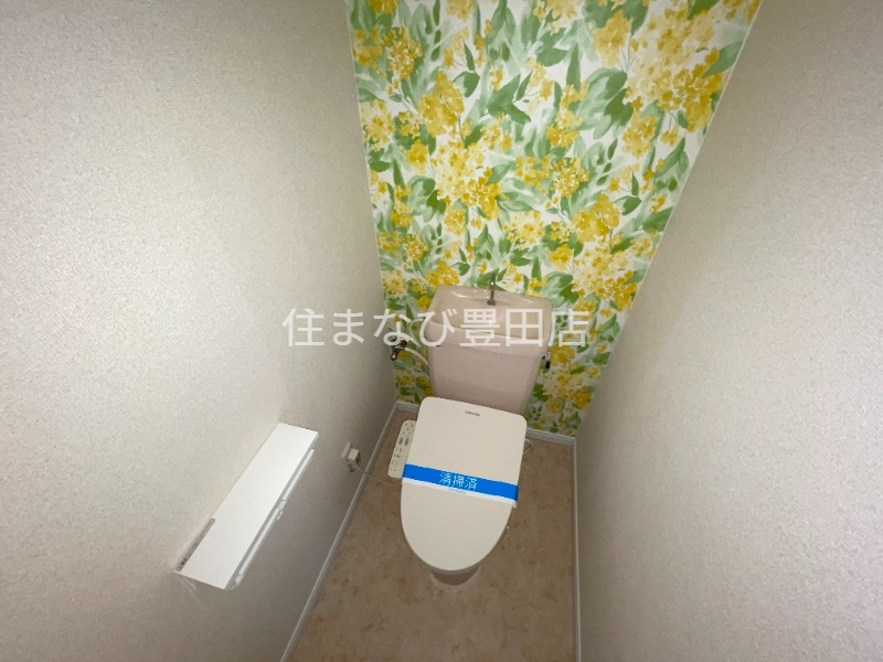 トイレ　同タイプ写真