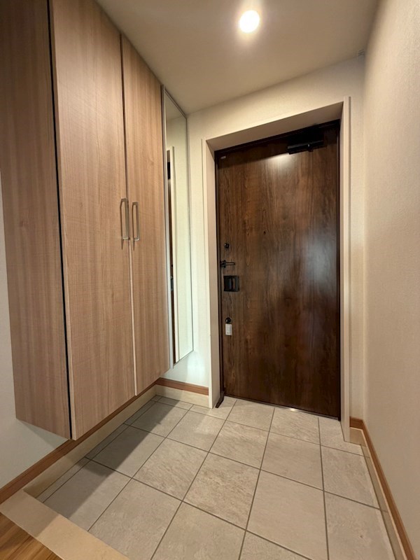 玄関　※別号室参照