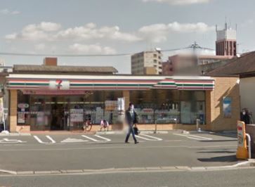 コンビニ　セブンイレブン 博多山王1丁目店（コンビニ）まで126m