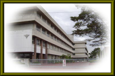 中学校　社中学校（中学校）まで416m