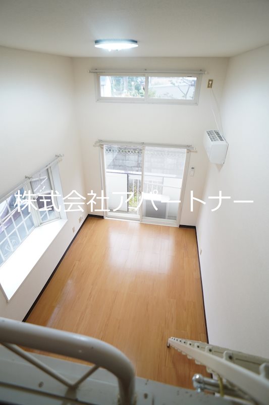 その他　ロフトの上からの様子です。