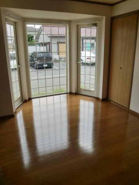 居室・リビング　反転タイプ