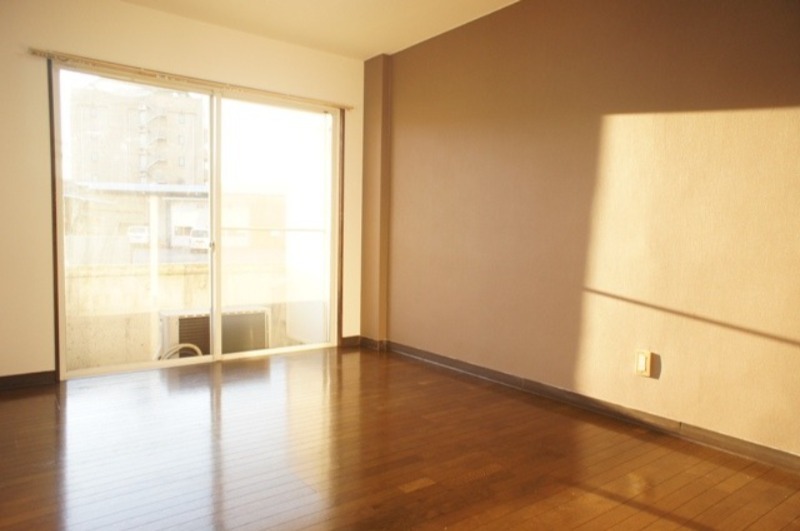 居室・リビング　図面と現状に相違がある場合には現状を優先