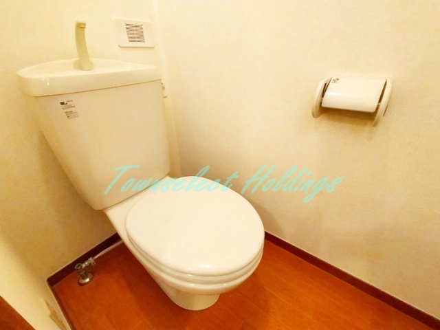 トイレ　清潔感のあるトイレです