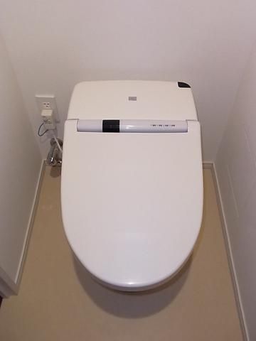 トイレ　洗浄機能付きトイレ