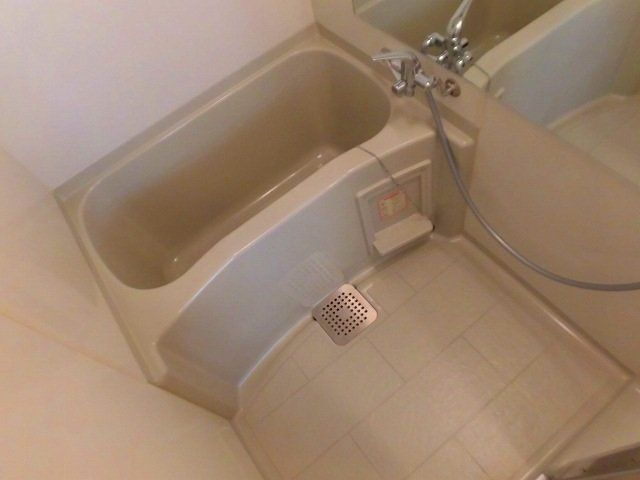 バス・シャワールーム　お風呂です。