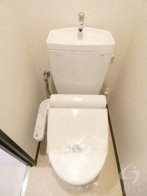 トイレ　反転タイプ