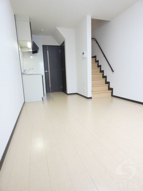 居室・リビング　反転タイプ