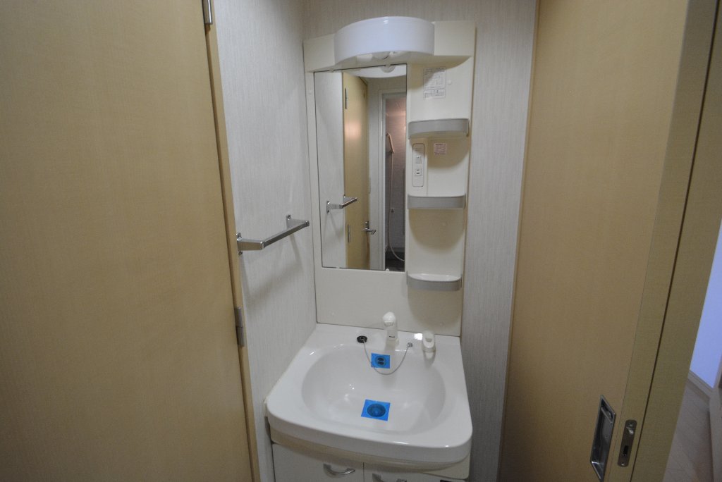 洗面設備　洗髪洗面化粧台