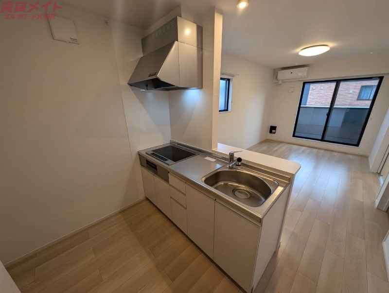 キッチン　同型参考写真