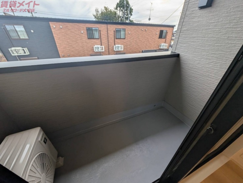 バルコニー　同型参考写真