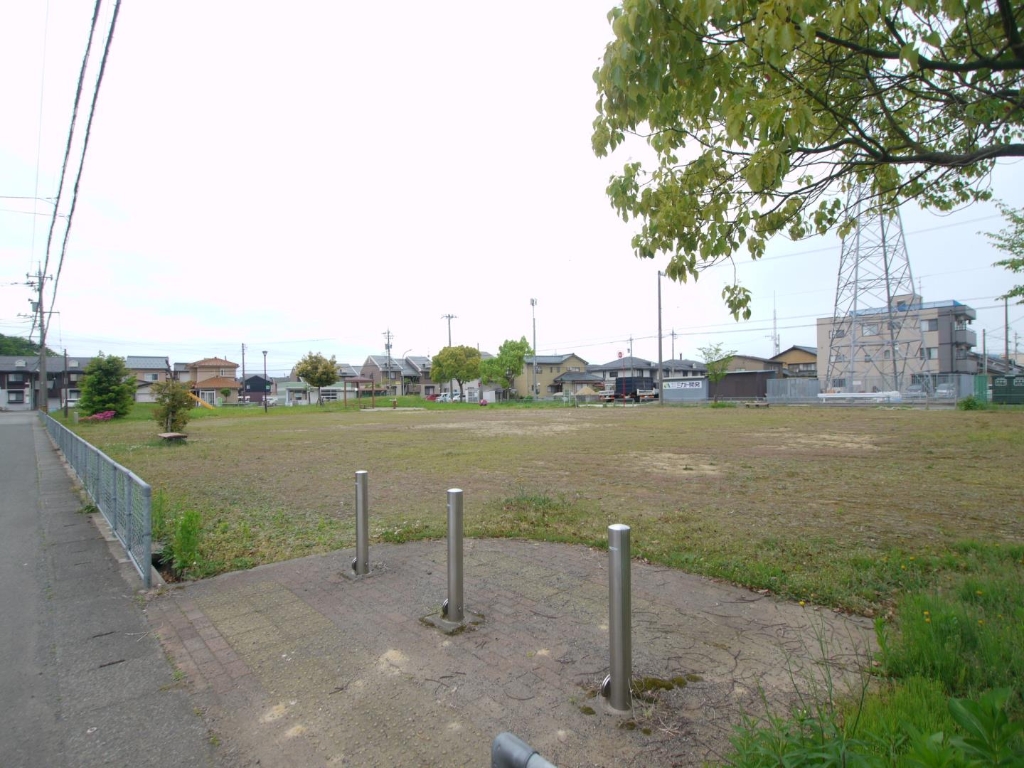 公園　西部緑道（公園）まで296m