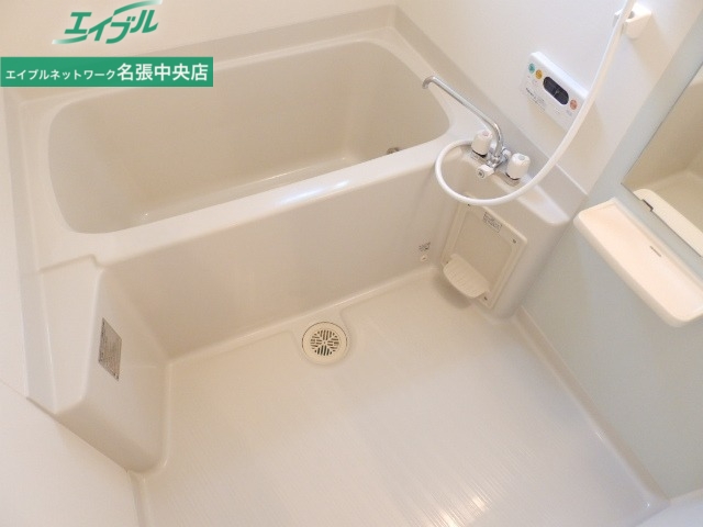 バス・シャワールーム　同型参考写真