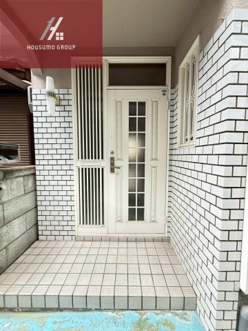 エントランス　ゆとりのあるエントランスです