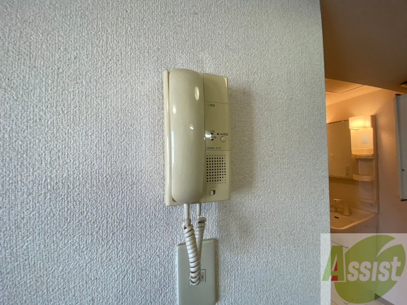 その他設備　インターホンは通話ができるので急な訪問があっても安心です。