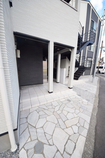 エントランス　～ただいまーっ～