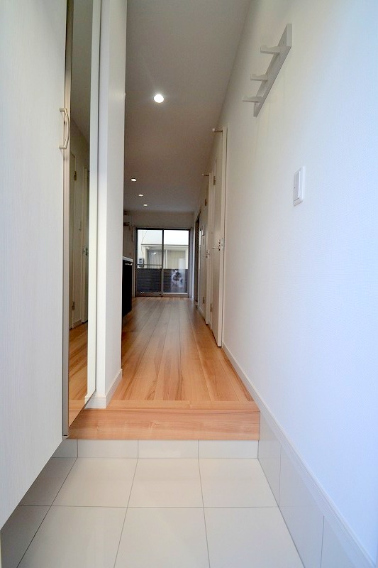 玄関　向洋周辺の賃貸情報はシティホーム海田センターへお任せください