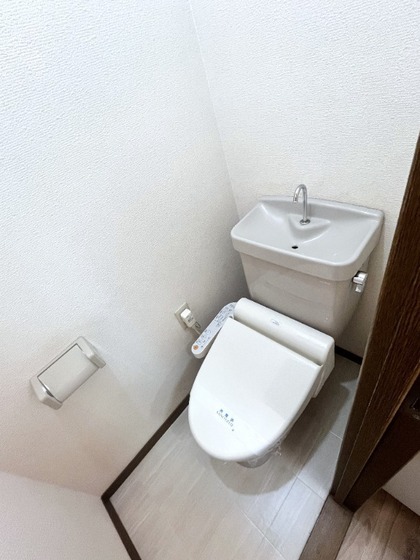 トイレ　他号室のお写真です