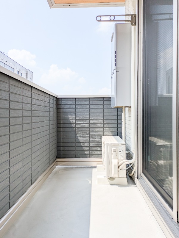 バルコニー　図面と現状に相違がある場合には現状を優先