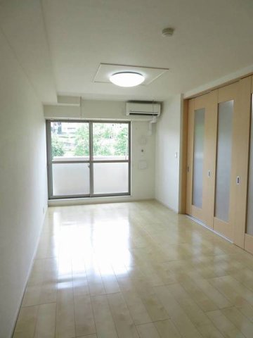 居室・リビング　おしゃれな居間です