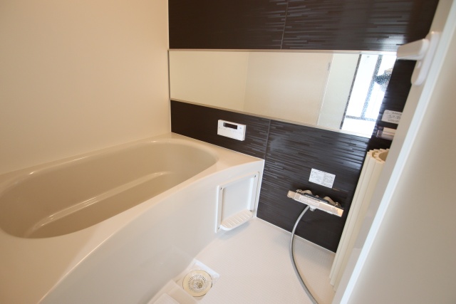 バス・シャワールーム　※他のお部屋の参考写真です。