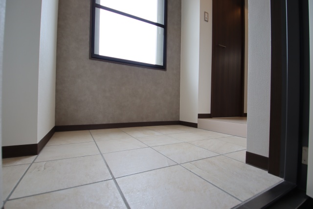 玄関　※他のお部屋の参考写真です。