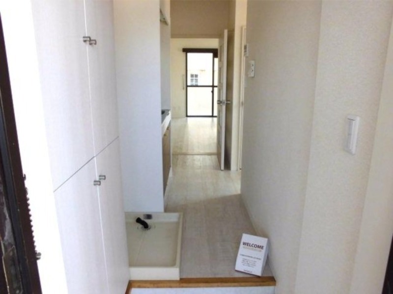 玄関　図面と現状に相違がある場合には現状を優先