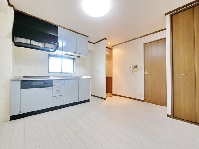 居室・リビング　★お部屋探しはタウンハウジング稲田堤店まで★