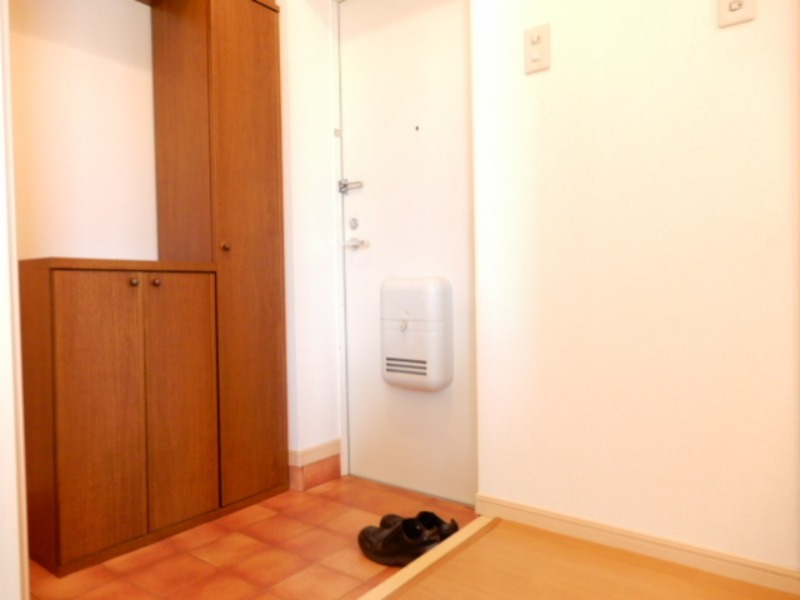 玄関　図面と現状に相違がある場合には現状を優先