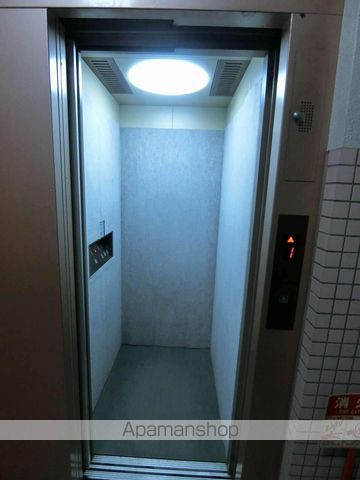 ロビー　ロビー