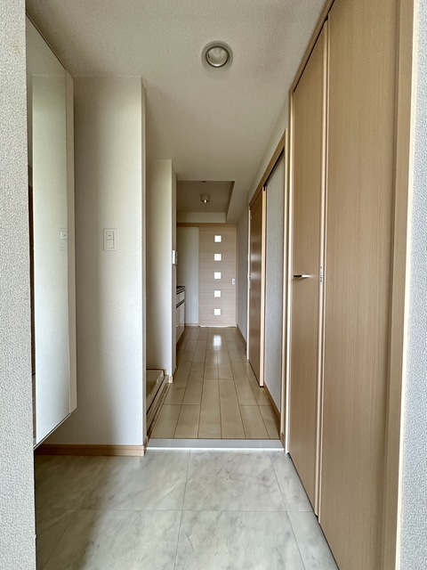 玄関　同施工参考写真になります