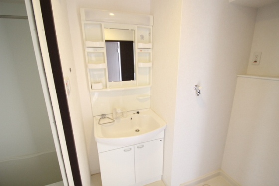 洗面設備　※別部屋の写真です