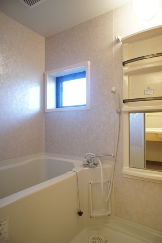 バス・シャワールーム　図面と現状に相違がある場合には現状を優先