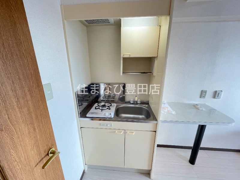 キッチン　同型写真